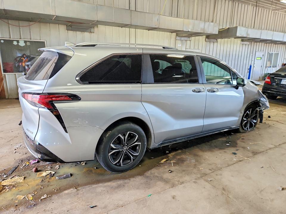 Продажа на аукционе авто 2025 Toyota Sienna, vin: 5TDESKFC8SS167770, номер лота: 54866286