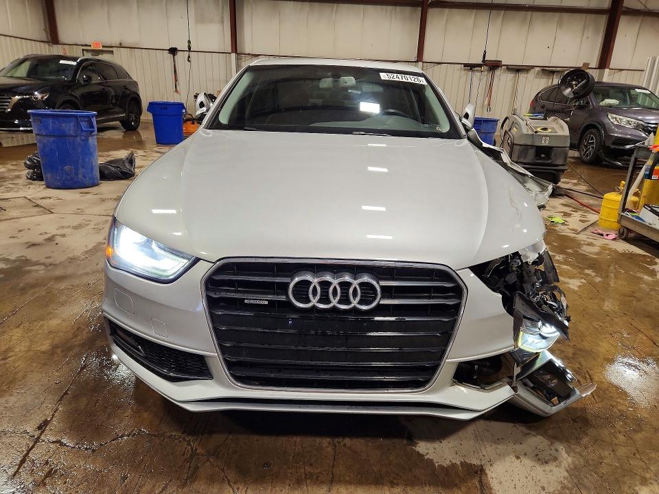 52470126 :رقم المزاد ، WAUFFAFL8EA076810 vin ، 2014 Audi A4 مزاد بيع