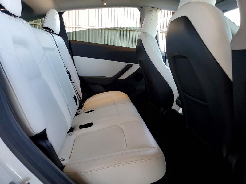 53596986 :رقم المزاد ، 5YJYGDEE0MF240506 vin ، 2021 Tesla Model Y مزاد بيع