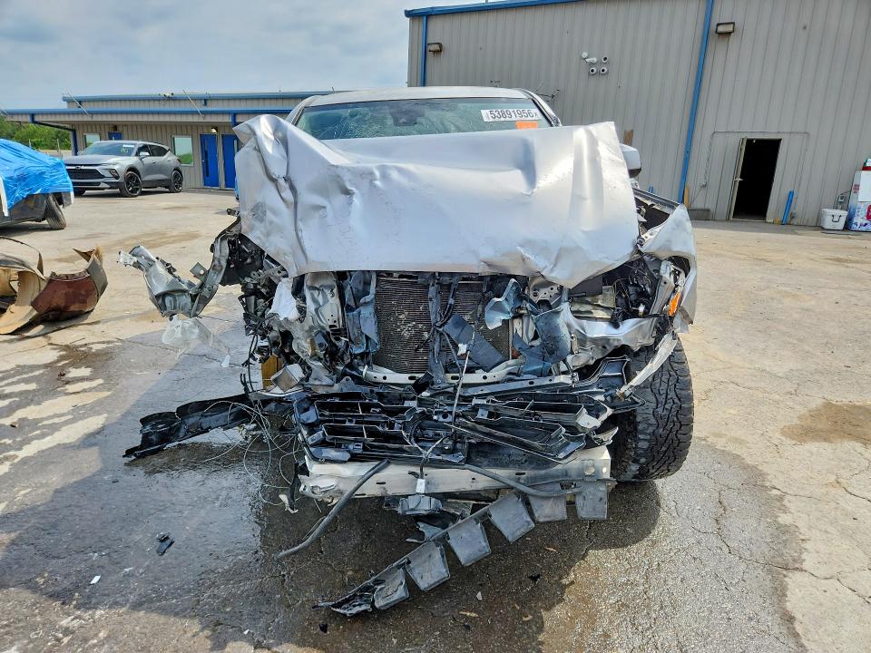53891956 :رقم المزاد ، 3TYAX5GN2MT013032 vin ، 2021 Toyota Tacoma مزاد بيع