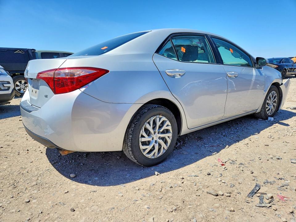 Продажа на аукционе авто 2019 Toyota Corolla, vin: 2T1BURHE2KC173738, номер лота: 52560336