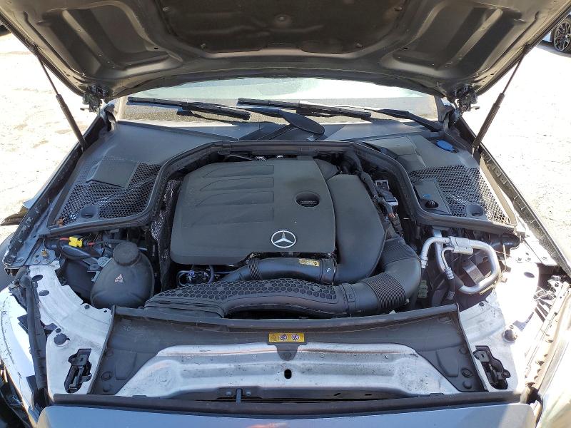 52099826 :رقم المزاد ، W1KWF8DB6MR607496 vin ، 2021 Mercedes-benz C مزاد بيع