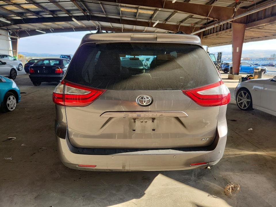 Продаж на аукціоні авто 2017 Toyota Sienna, vin: 5TDYZ3DC6HS876403, номер лоту: 52054996