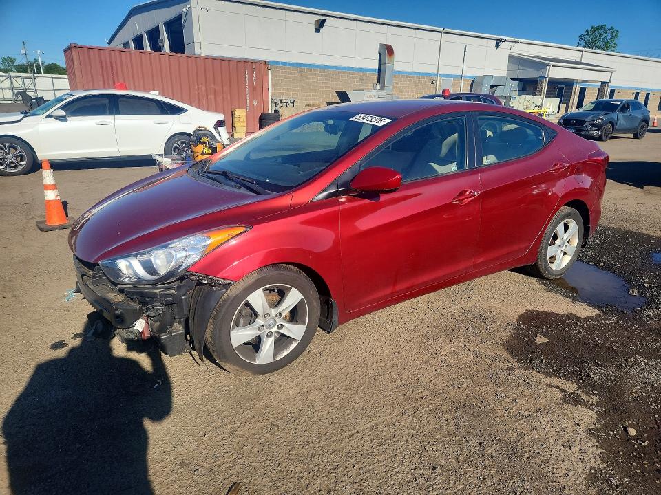 52473226 :رقم المزاد ، 5NPDH4AE6DH377758 vin ، 2013 Hyundai Elantra مزاد بيع