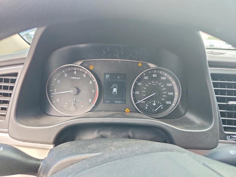 55402046 :رقم المزاد ، 5NPD74LFXHH202248 vin ، 2017 Hyundai Elantra مزاد بيع