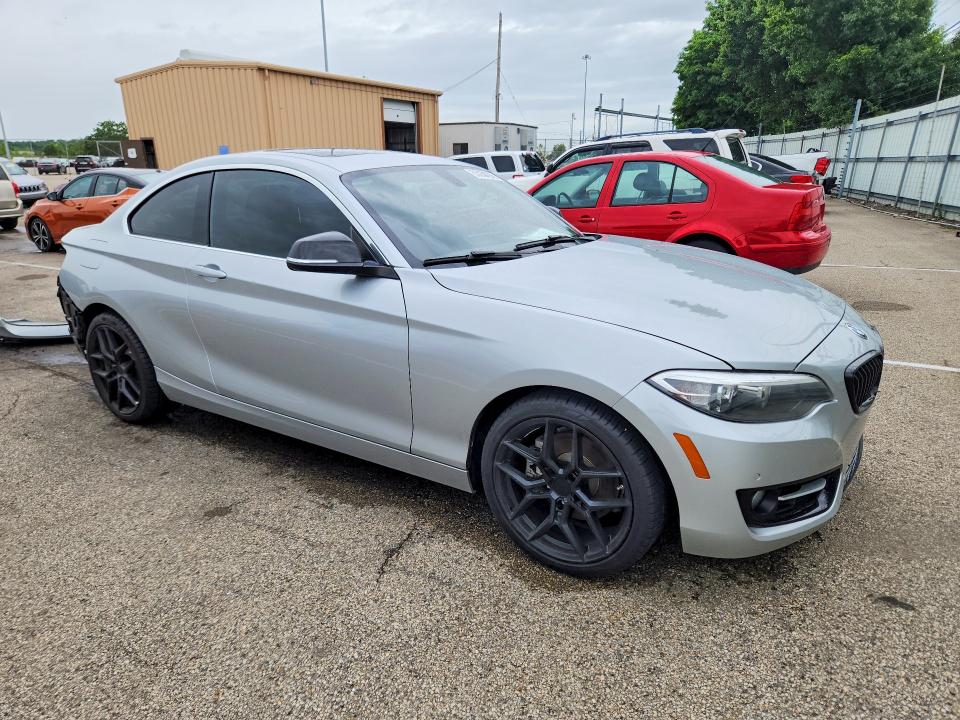 55050286 :رقم المزاد ، WBA1F9C54GV742233 vin ، 2016 Bmw 228 مزاد بيع