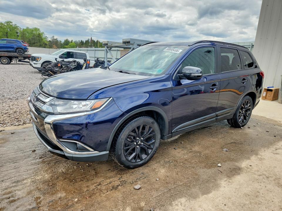Продаж на аукціоні авто 2018 Mitsubishi Outlander, vin: JA4AD3A38JZ047061, номер лоту: 50695496