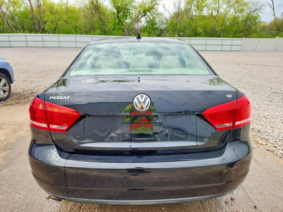 52905286 :رقم المزاد ، 1VWBP7A39DC053982 vin ، 2013 Volkswagen Passat مزاد بيع