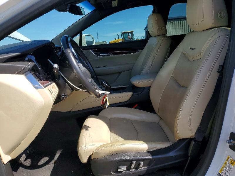 52536076 :رقم المزاد ، 1GYKNERS7HZ146294 vin ، 2017 Cadillac Xt5 مزاد بيع
