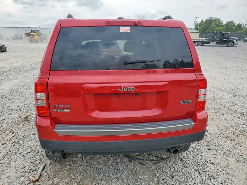 55140546 :رقم المزاد ، 1C4NJRBB8GD672168 vin ، 2016 Jeep Patriot مزاد بيع