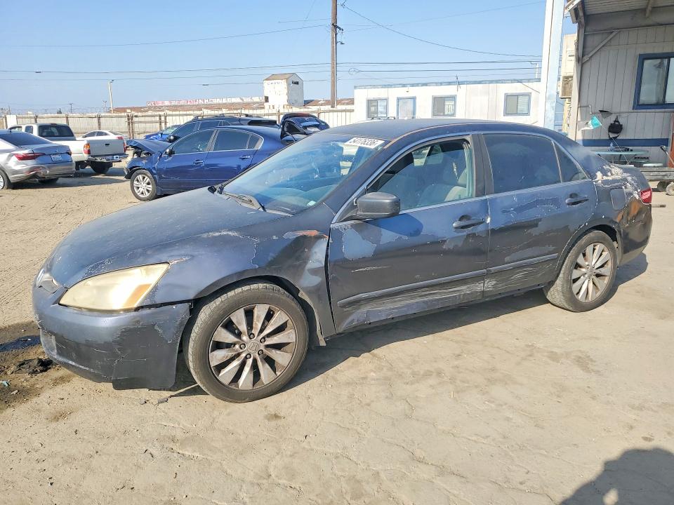 54176336 :رقم المزاد ، 1HGCM56435A129927 vin ، 2005 Honda Accord مزاد بيع