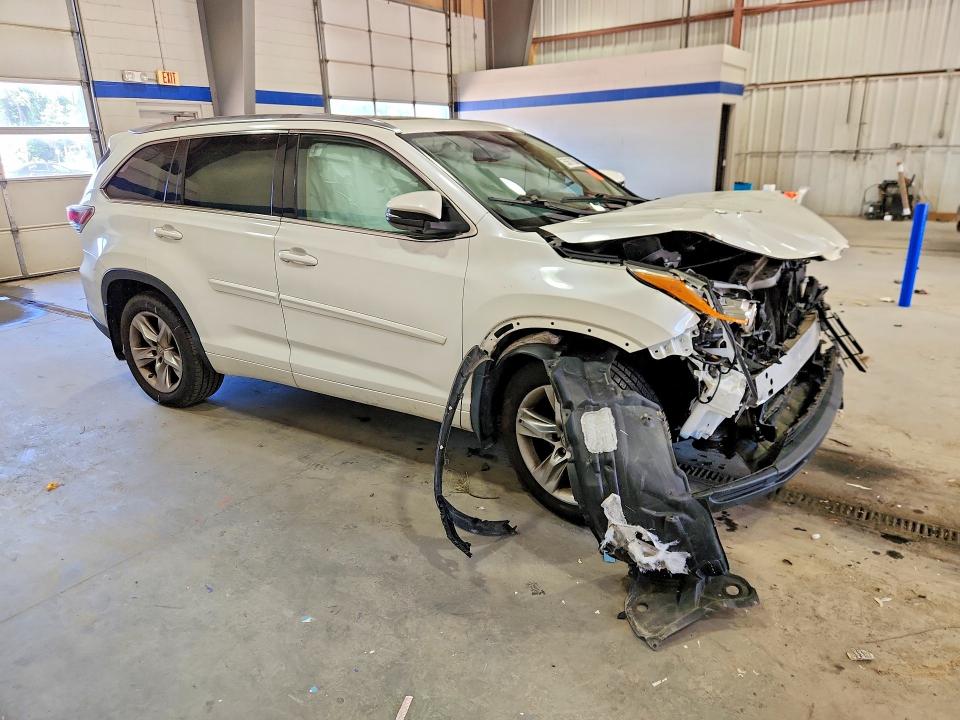 53617356 :رقم المزاد ، 5TDDKRFHXFS185709 vin ، 2015 Toyota Highlander مزاد بيع