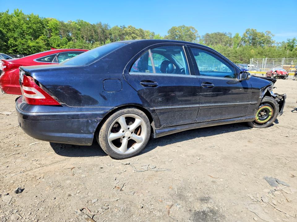 2005 Mercedes-benz C მანქანა იყიდება აუქციონზე, vin: WDBRF40J65F615595, აუქციონის ნომერი: 55157576