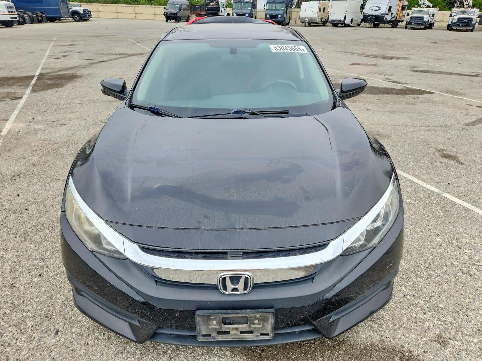 53045666 :رقم المزاد ، 2HGFC2F77HH505639 vin ، 2017 Honda Civic مزاد بيع