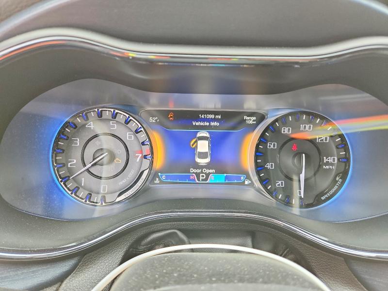 Продаж на аукціоні авто 2015 Chrysler 200, vin: 1C3CCCBG6FN526858, номер лоту: 54422966