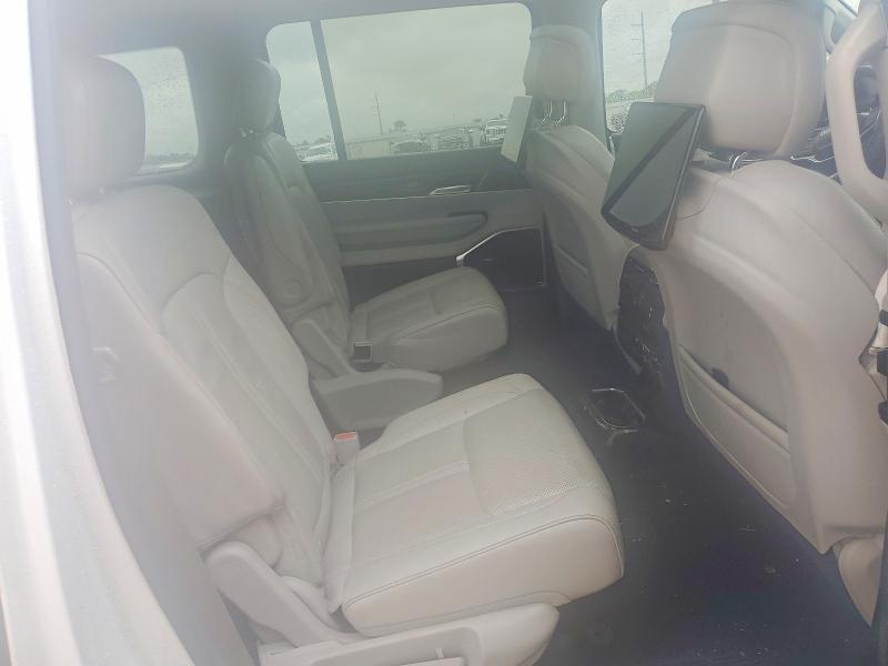 Продажа на аукционе авто 2022 Jeep Wagoneer, vin: 1C4SJVDT8NS103072, номер лота: 52160576