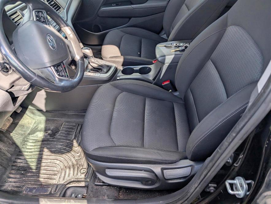 Продажа на аукционе авто 2017 Hyundai Elantra, vin: KMHD84LFXHU177222, номер лота: 51967136