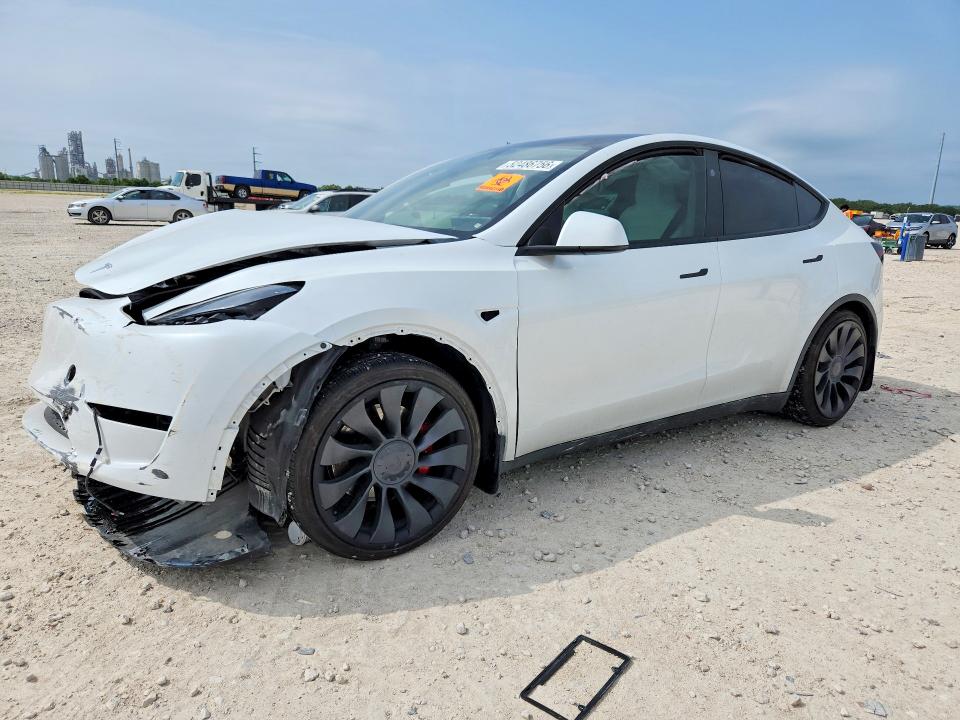2025 Tesla Model Y მანქანა იყიდება აუქციონზე, vin: 7SAYGDEF7SA339894, აუქციონის ნომერი: 52486756