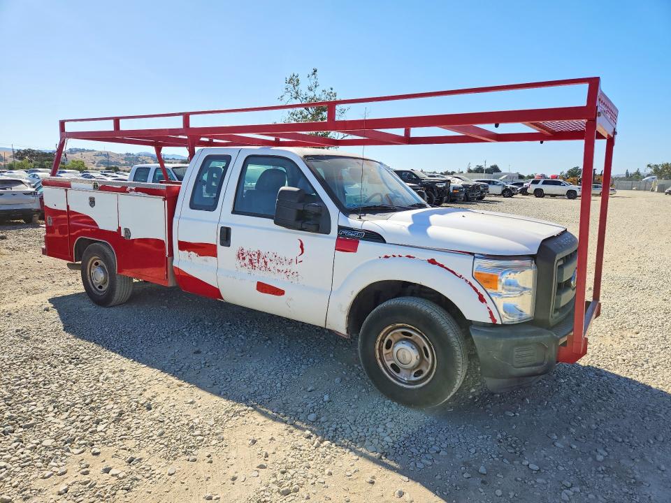 60048566 :رقم المزاد ، 1FD7X2A62CEA83636 vin ، 2012 Ford F250 مزاد بيع