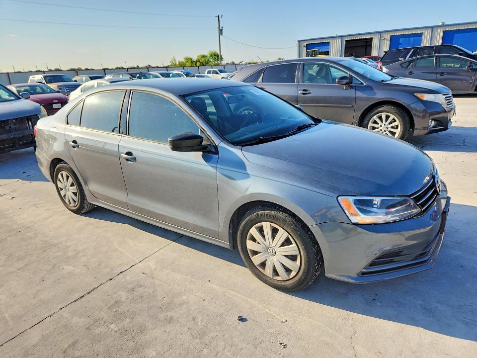 55553926 :رقم المزاد ، 3VW267AJ4GM314990 vin ، 2016 Volkswagen Jetta مزاد بيع