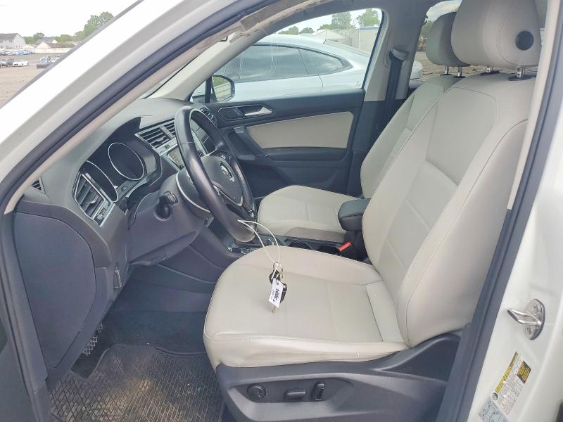 Продажа на аукционе авто 2018 Volkswagen Tiguan, vin: 3VV2B7AX6JM019613, номер лота: 53723456