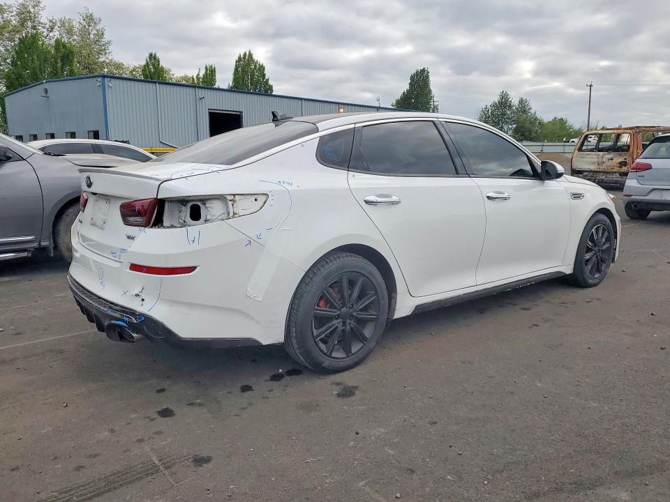 2019 Kia Optima მანქანა იყიდება აუქციონზე, vin: 5XXGU4L14KG356211, აუქციონის ნომერი: 52100626
