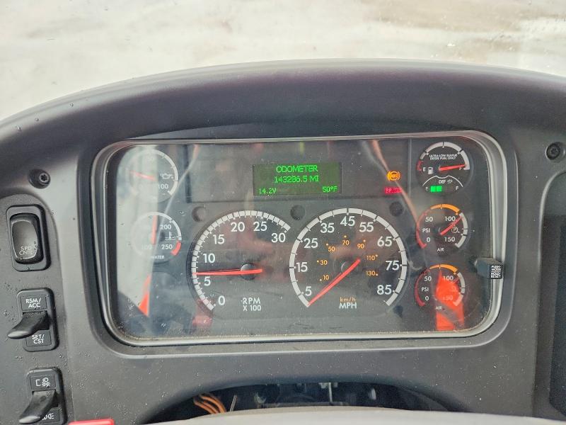 49781376 :رقم المزاد ، 1FVACWFC4KHKE7008 vin ، 2019 Freigliner M2 مزاد بيع