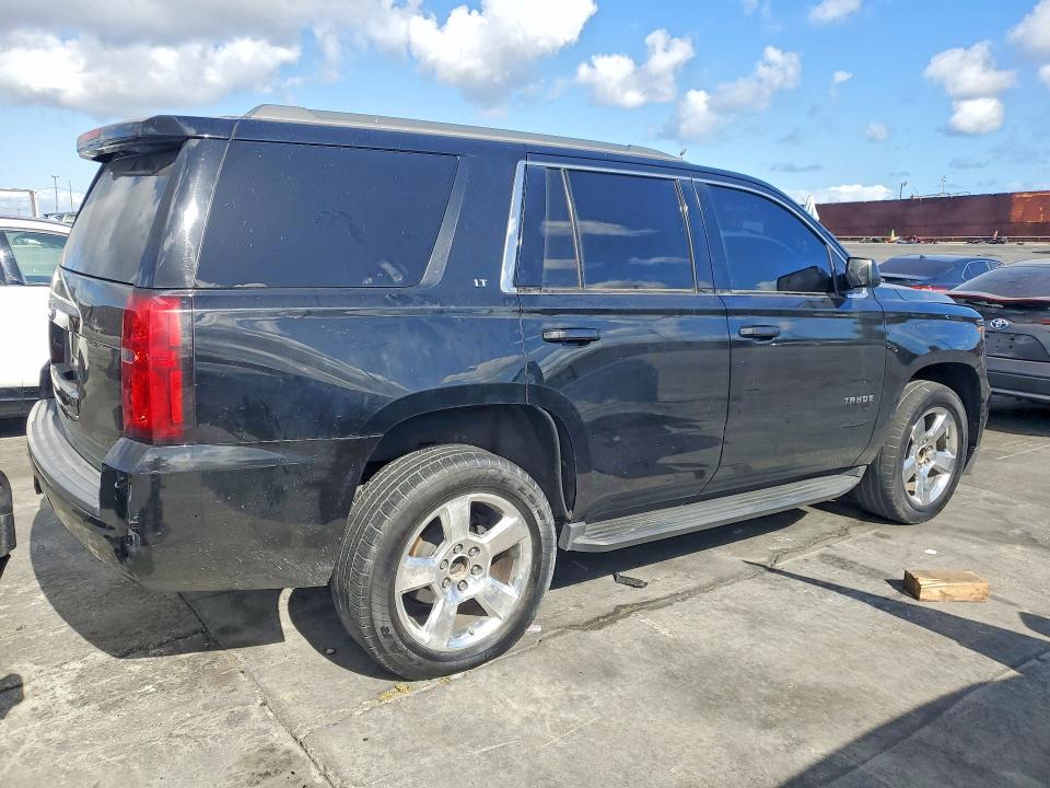 Продажа на аукционе авто 2018 Chevrolet Tahoe, vin: 1GNSCBKC9JR335720, номер лота: 55073326