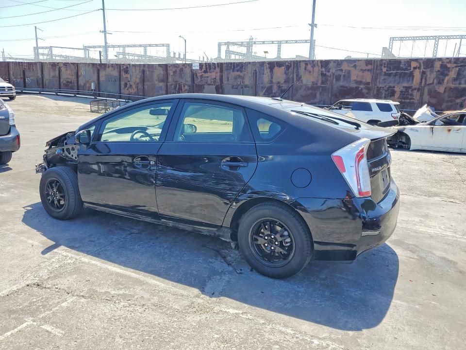 54131256 :رقم المزاد ، JTDKN3DU8F1977432 vin ، 2015 Toyota Prius مزاد بيع