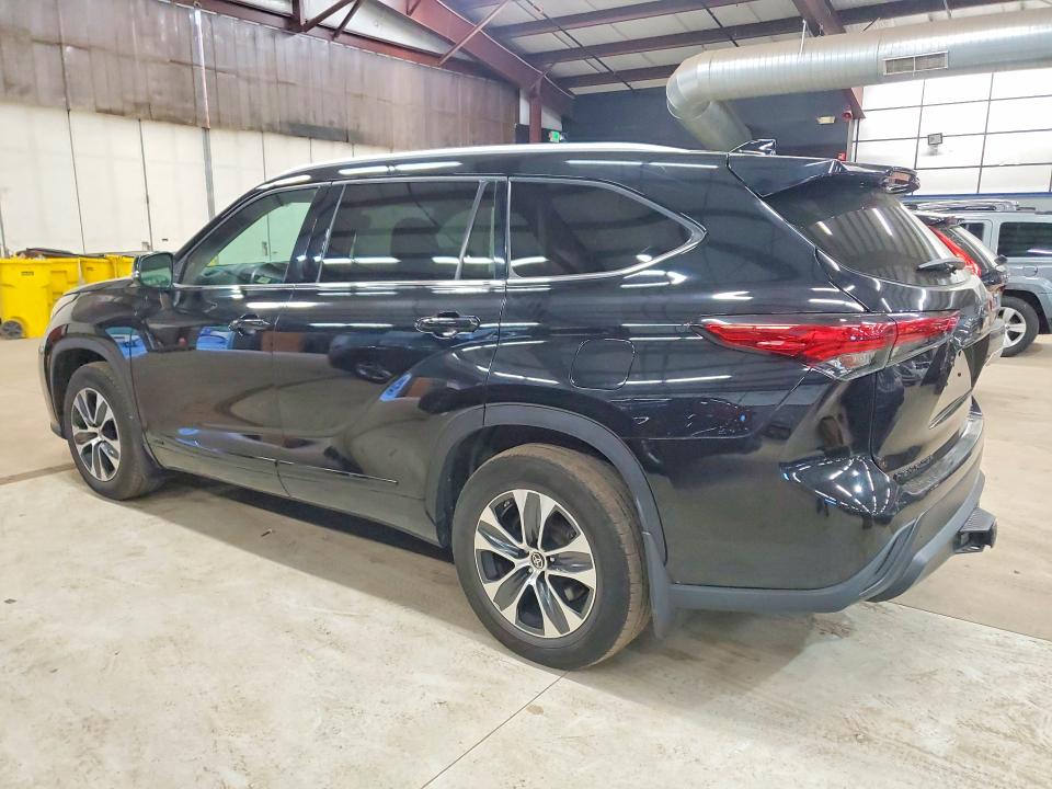 51858156 :رقم المزاد ، 5TDGBRCH0NS539205 vin ، 2022 Toyota Highlander Hybrid مزاد بيع