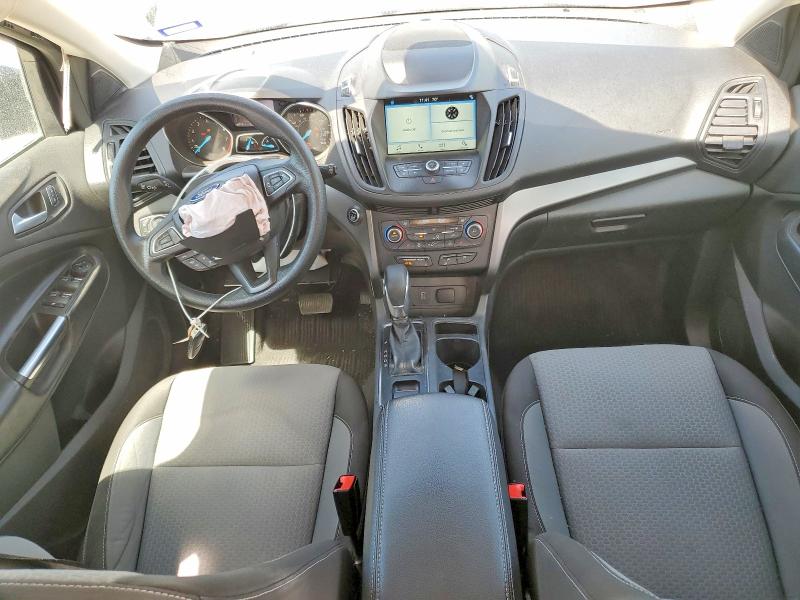54132466 :رقم المزاد ، 1FMCU0GDXKUB81898 vin ، 2019 Ford Escape مزاد بيع