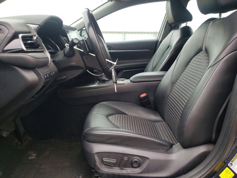 51504706 :رقم المزاد ، 4T1G11AK1NU045932 vin ، 2022 Toyota Camry مزاد بيع