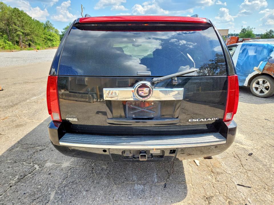 48483566 :رقم المزاد ، 1GYS4JEF5BR137380 vin ، 2011 Cadillac Escalade مزاد بيع