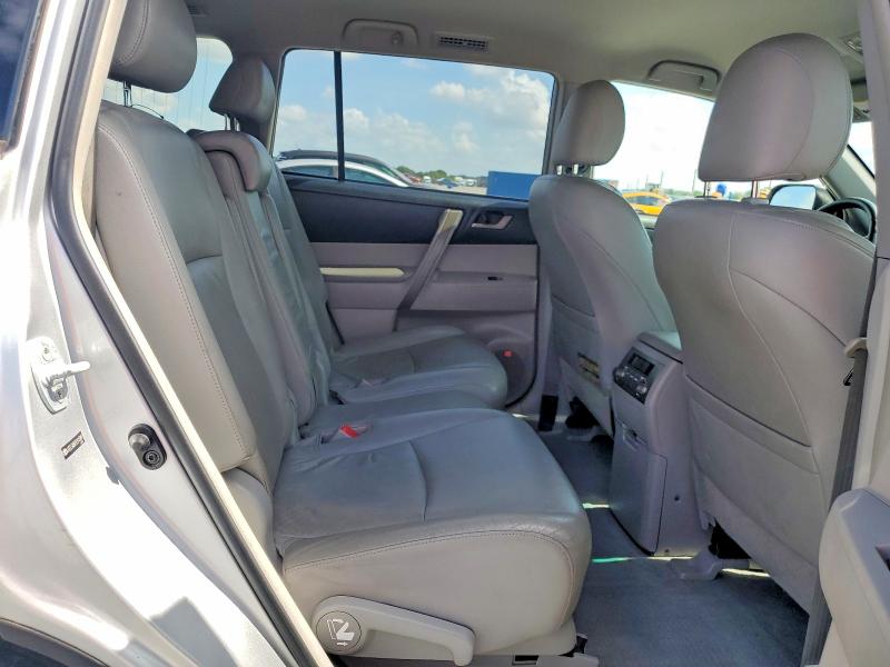 Auction sale of the 2009 Toyota Highlander, vin: JTEES43A792143987, lot number: 55008656