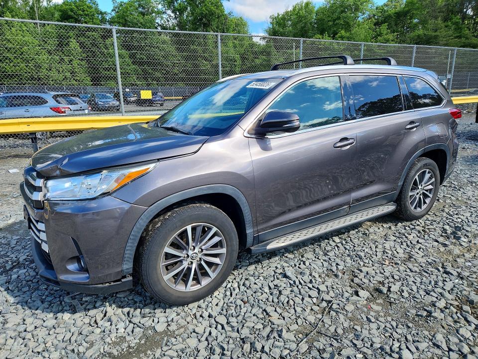 2019 Toyota Highlander მანქანა იყიდება აუქციონზე, vin: 5TDKZRFH5KS324044, აუქციონის ნომერი: 53458026