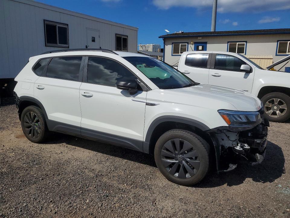 Продажа на аукционе авто 2024 Volkswagen Taos, vin: 3VV5X7B24RM052946, номер лота: 53810016