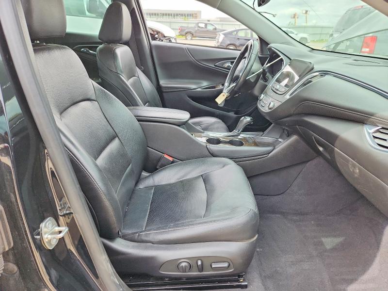 52576386 :رقم المزاد ، 1G1ZH5SX7HF127871 vin ، 2017 Chevrolet Malibu مزاد بيع