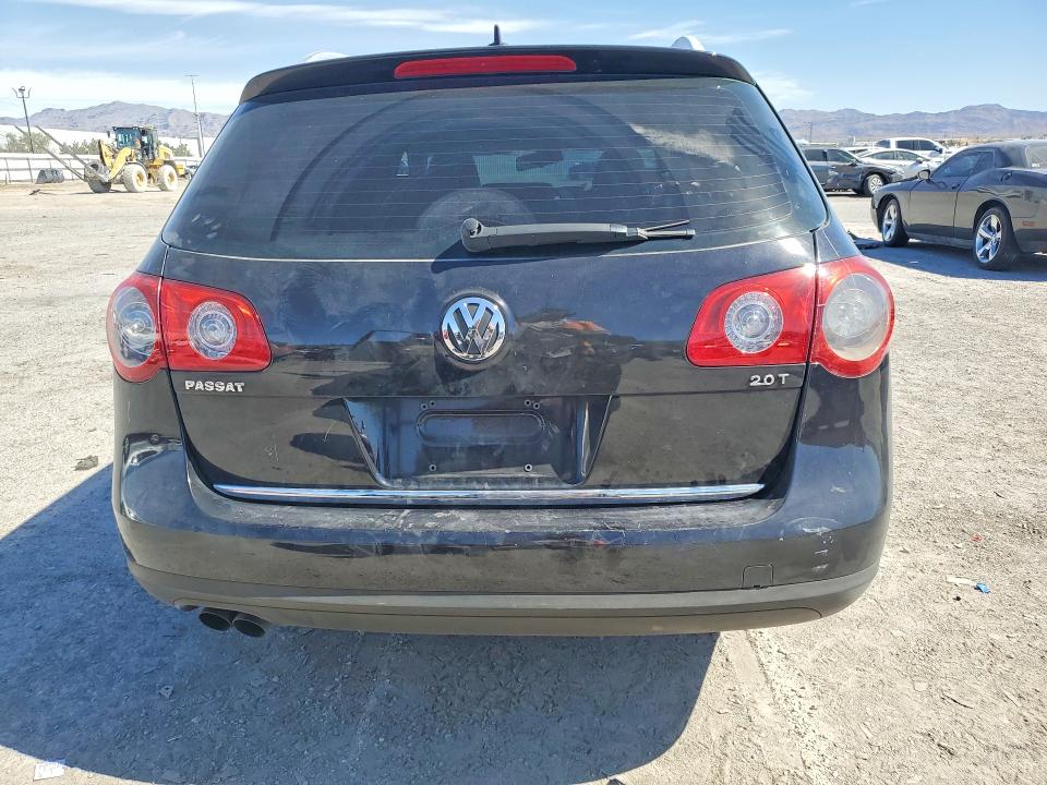 51921306 :رقم المزاد ، WVWXK7AN0AE003285 vin ، 2010 Volkswagen Passat مزاد بيع