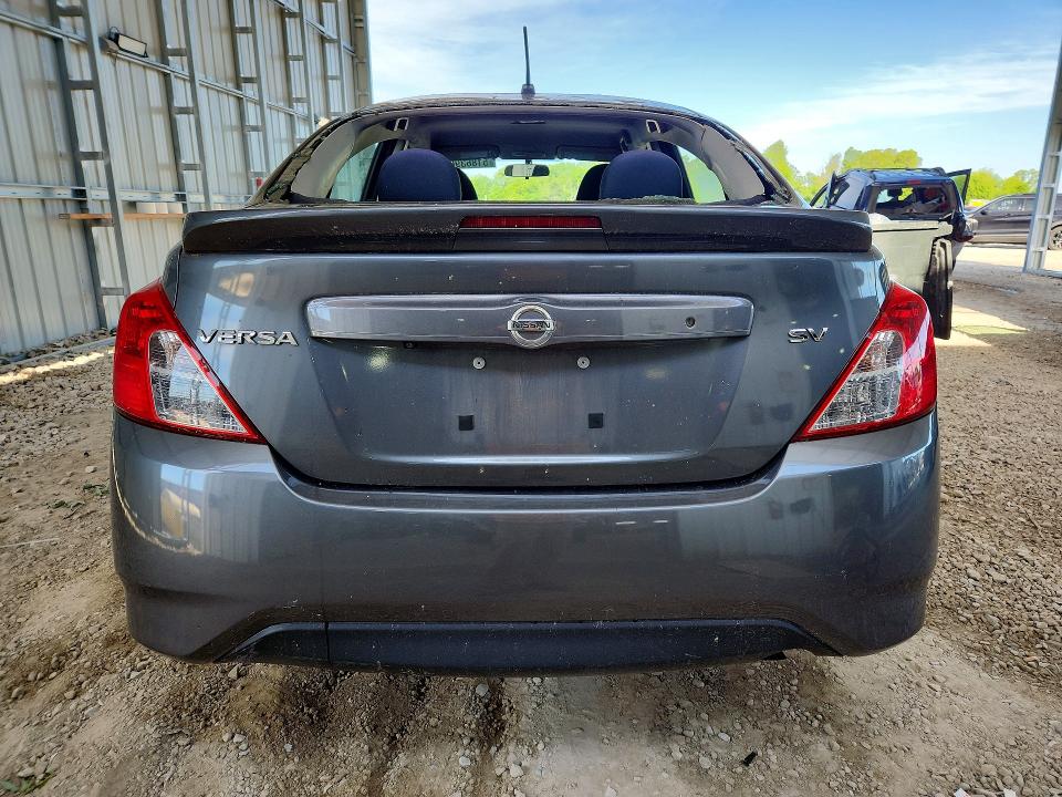 51863906 :رقم المزاد ، 3N1CN7AP4KL865033 vin ، 2019 Nissan Versa مزاد بيع