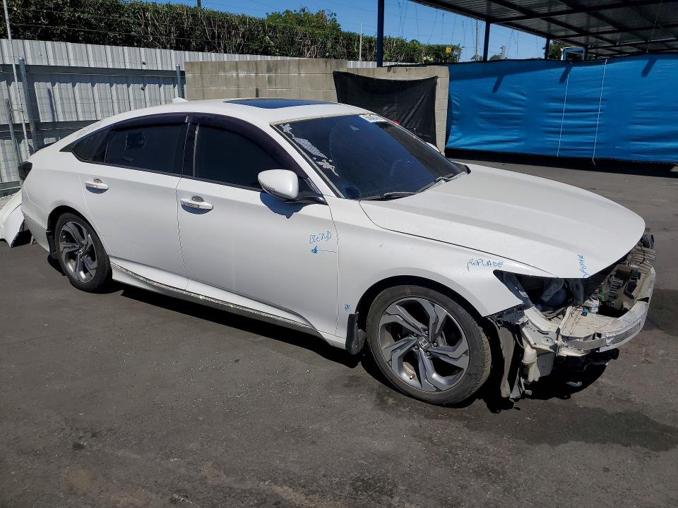 Продаж на аукціоні авто 2019 Honda Accord, vin: 1HGCV1F5XKA154401, номер лоту: 53945476