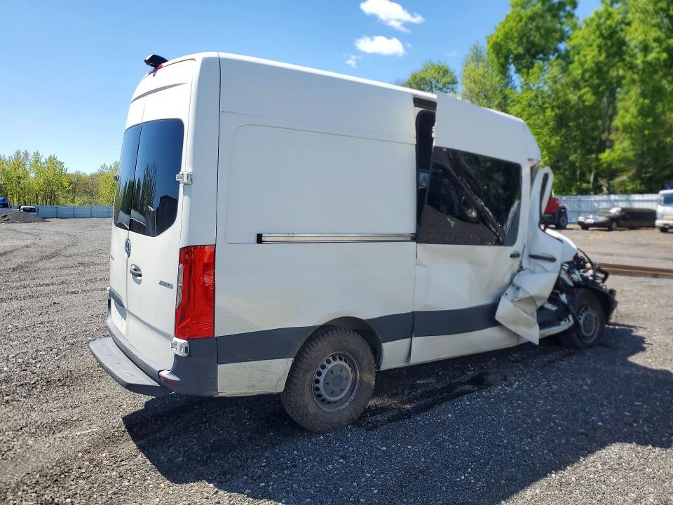53063946 :رقم المزاد ، W1W4EBHY5LT036914 vin ، 2020 Mercedes Benz Sprinter مزاد بيع