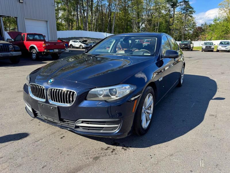 53314806 :رقم المزاد ، WBA5A7C55ED619466 vin ، 2014 Bmw 528 مزاد بيع