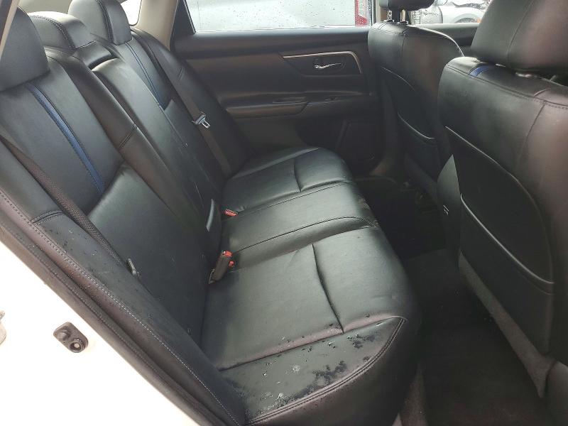2018 Nissan Altima მანქანა იყიდება აუქციონზე, vin: 1N4AL3APXJC237643, აუქციონის ნომერი: 54021386
