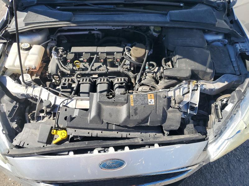 53889526 :رقم المزاد ، 1FADP3F25FL221548 vin ، 2015 Ford Focus مزاد بيع