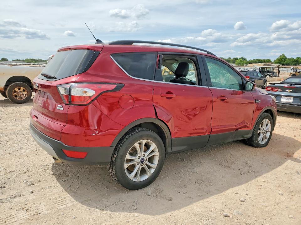 52163736 :رقم المزاد ، 1FMCU0HD9JUC88101 vin ، 2018 Ford Escape مزاد بيع