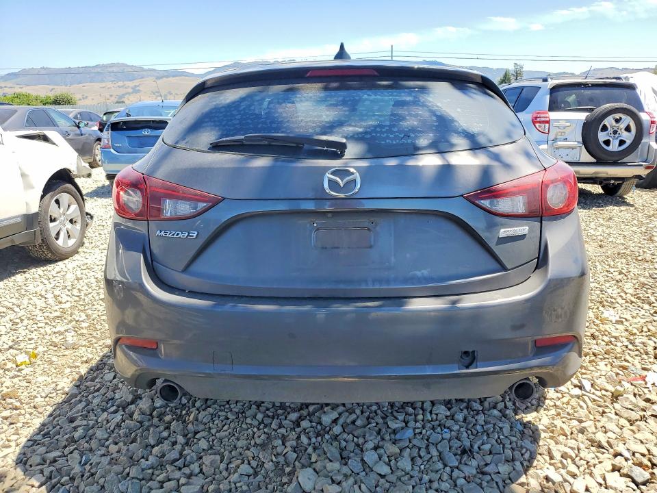 2018 Mazda 3 მანქანა იყიდება აუქციონზე, vin: 3MZBN1L39JM256381, აუქციონის ნომერი: 52601076