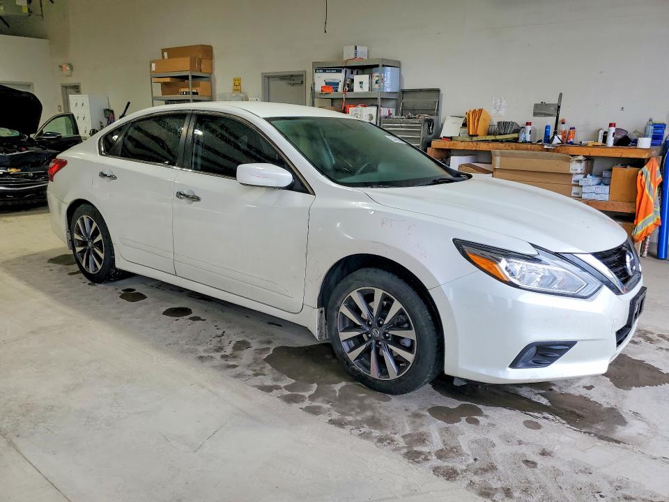 Продаж на аукціоні авто 2017 Nissan Altima, vin: 1N4AL3AP9HC255206, номер лоту: 54490446
