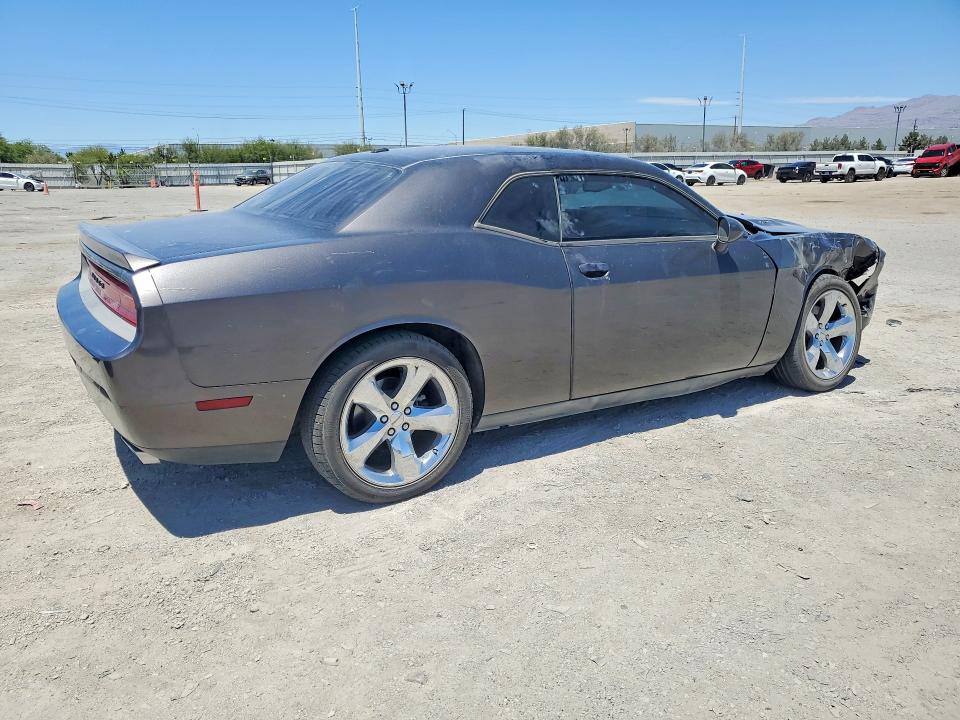 55430606 :رقم المزاد ، 2C3CDYBT1DH601186 vin ، 2013 Dodge Challenger مزاد بيع