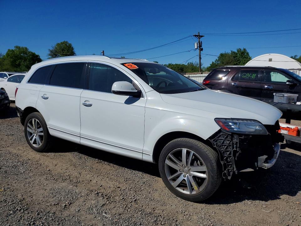 Продажа на аукционе авто 2015 Audi Q7, vin: WA1LGAFE4FD015422, номер лота: 53253546