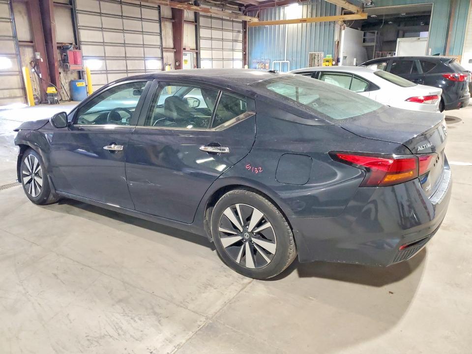 Продажа на аукционе авто 2021 Nissan Altima, vin: 1N4BL4DV6MN415190, номер лота: 52213936